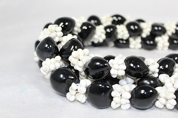 Black Kukui Nut Deluxe with White Shells Lei Bulk – 10 Pack