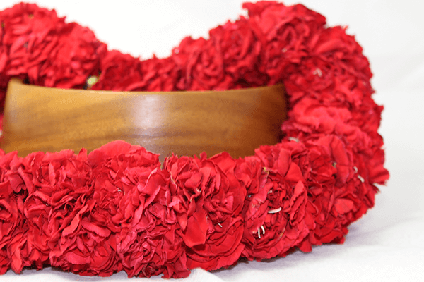 Double Carnation Lei