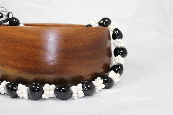 Black Kukui (koo-koo-wee) Nut Deluxe with White Shells