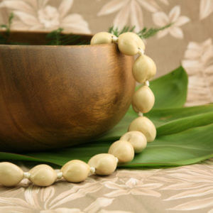 Kukui (koo-koo-wee) Nut White