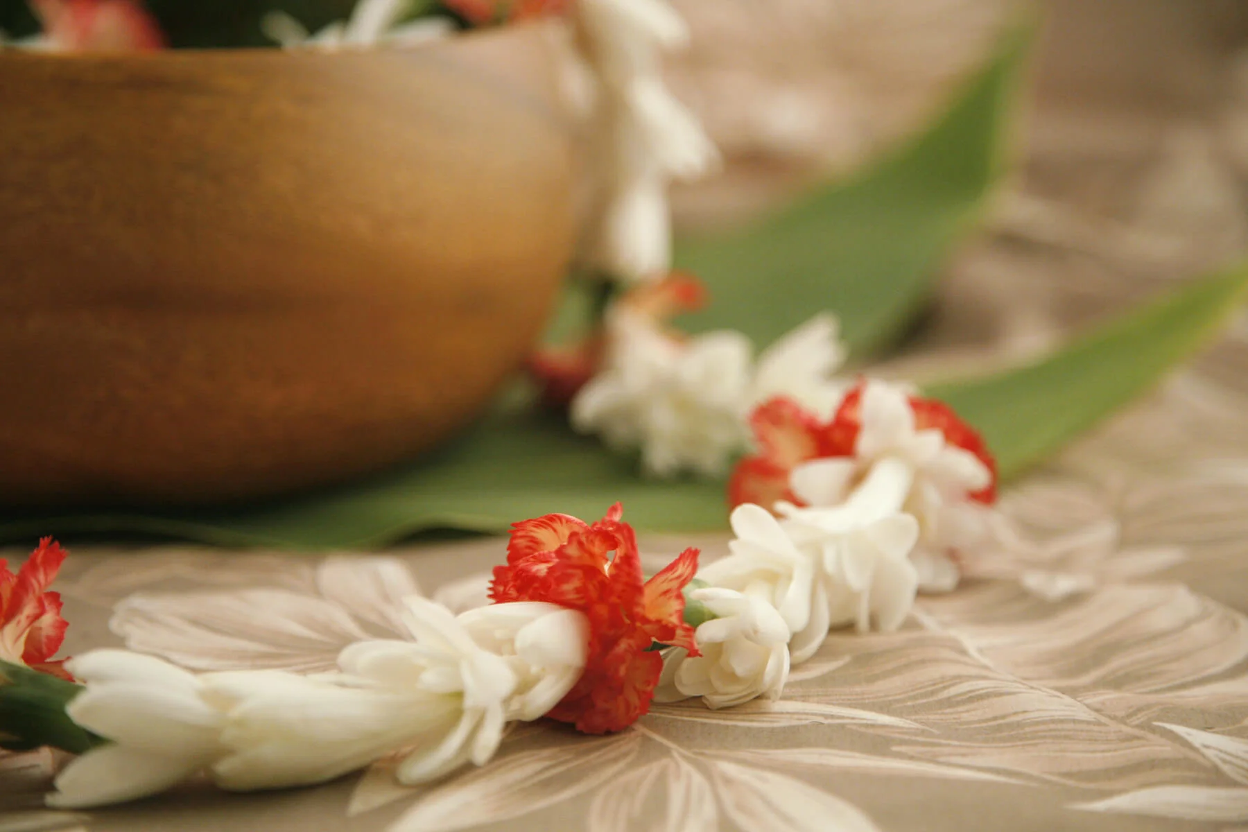 Tuberose Carnation Lei
